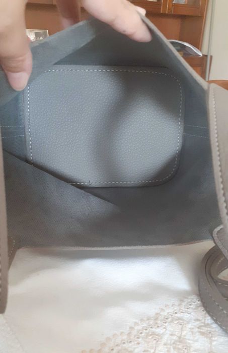 Bolsa cinzenta nova