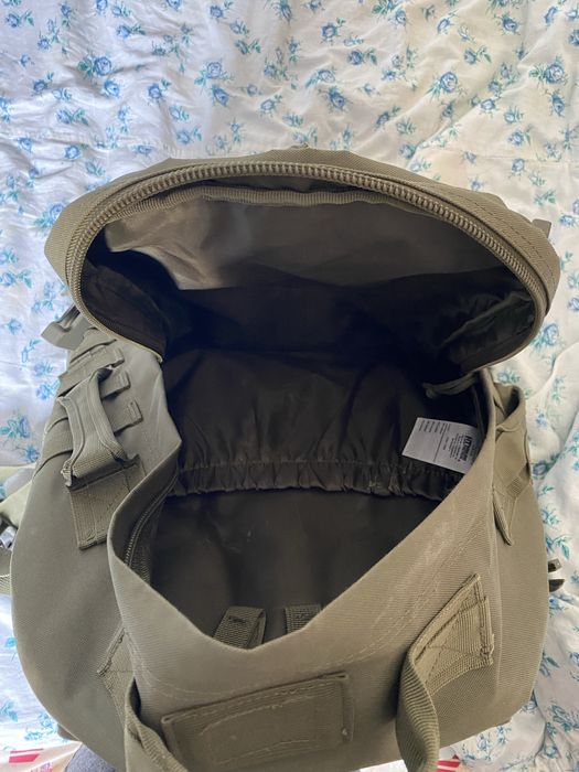 Vendo uma mochila em bom estado