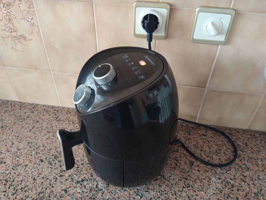Airfryer fritadeira grelhador  torradeira tostadeira casa quarto apartamento vivenda escritório gabinete cozinha.