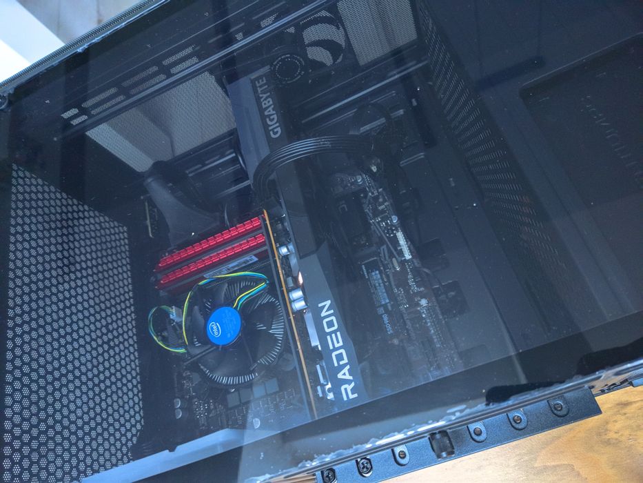 Nowy Komputer Intel i3 10-gen 16GB RAM, 500GB SSD M2,