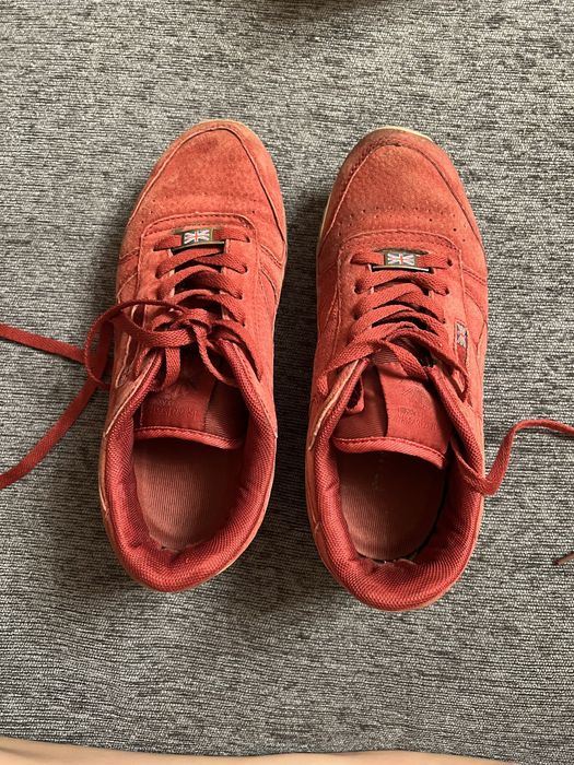 Кросовки Reebok оригинал бордового цвета на натуральный замш