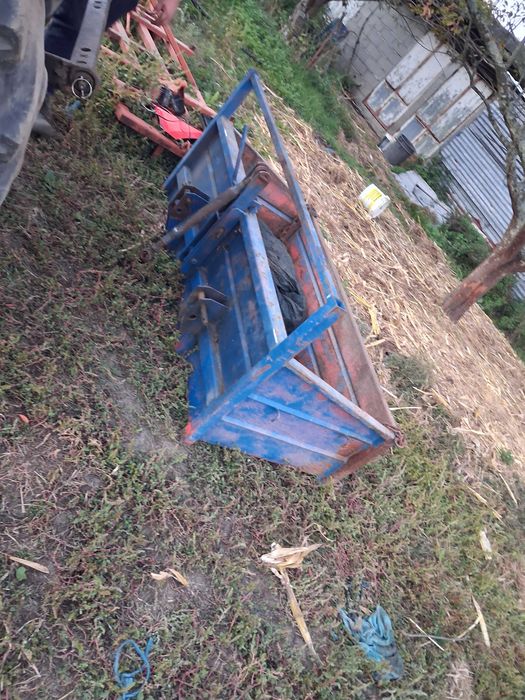 Vendo trator ford 3000