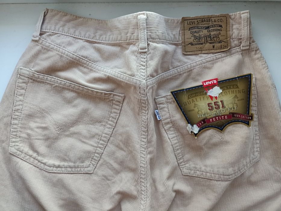 Джинсы вельветовые LEVIS 551 Италия 90х
