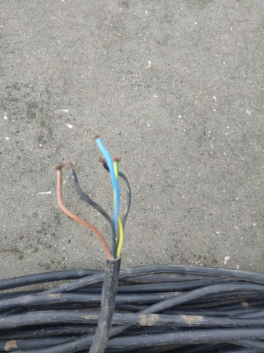 Cabos 5 fios trifásico..