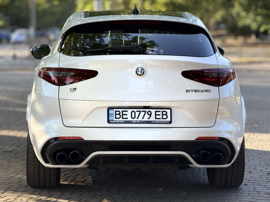 Продам Alfa-Romeo Stelvio quadrifoglio