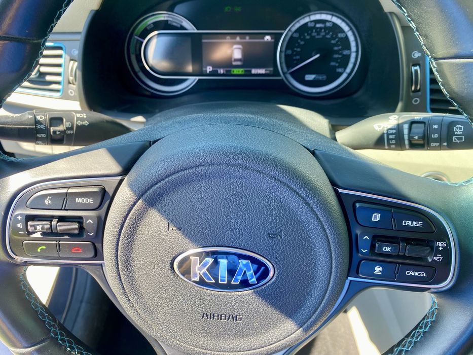 Кіа ніро ПЛАГІН -гібрид автомат Киа ниро авто хюндай бензин срочно