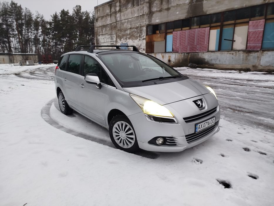 Продається свій автомобіль