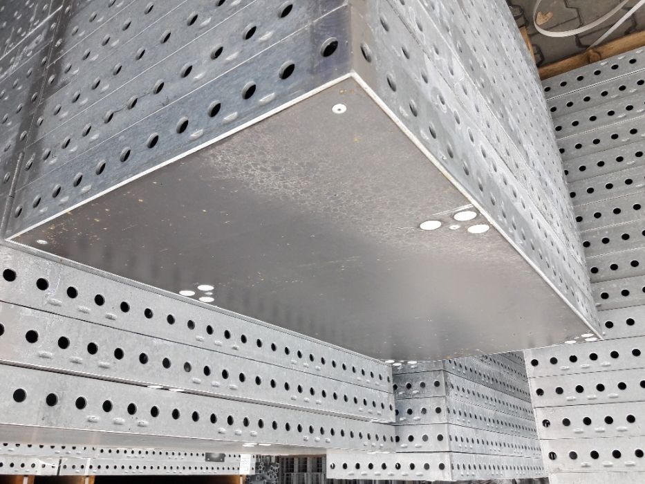 Szalunek szalunki ścienne 41 m2 typ TEKKO Minibox nie używane