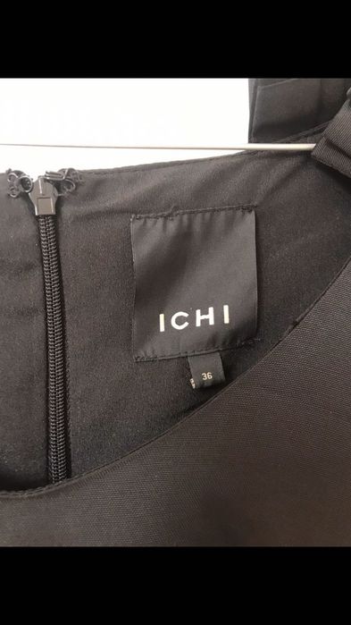Mała czarna sukienka S ICHI