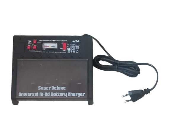 Ładowarka ELTA Super Deluxe Universal Ni-Cd z Testerem Baterii