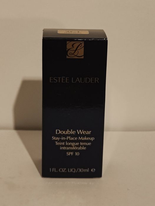 Estee lauder double wear stay in place makeup SPF 10 2C1