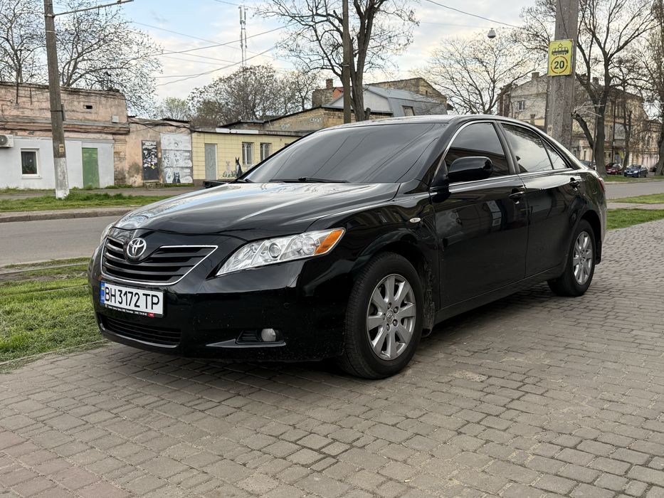 Продам Toyota Camry 40