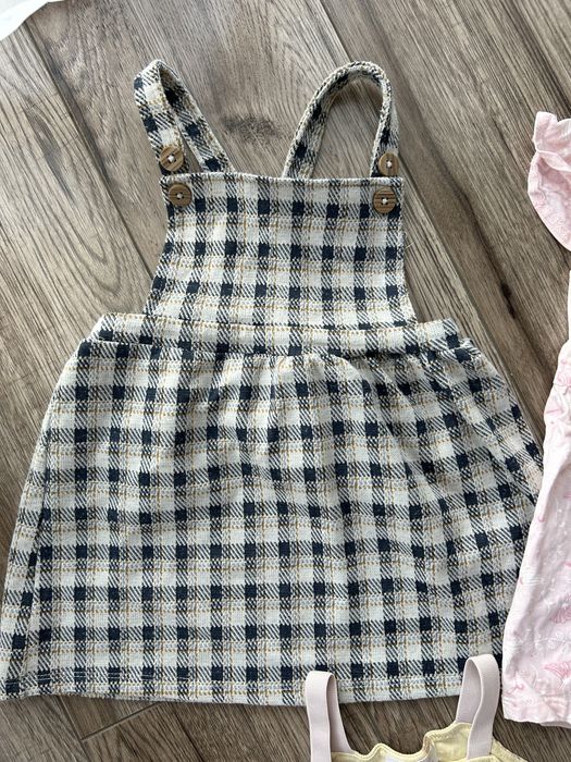 Sukienki niemowlęce 3 szt. Rozm. 80