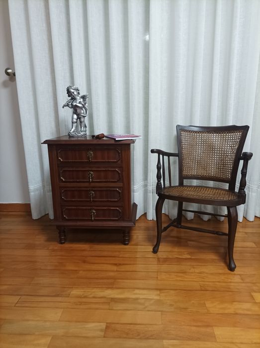 Conjunto clássico antigo restaurado