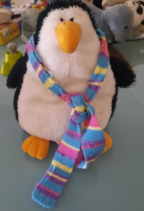 Various Stuffed Toys64738222235651123