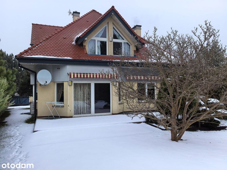 Dom z bezpośrednim dostępem do jeziora - Białobrzegi k. Płocka