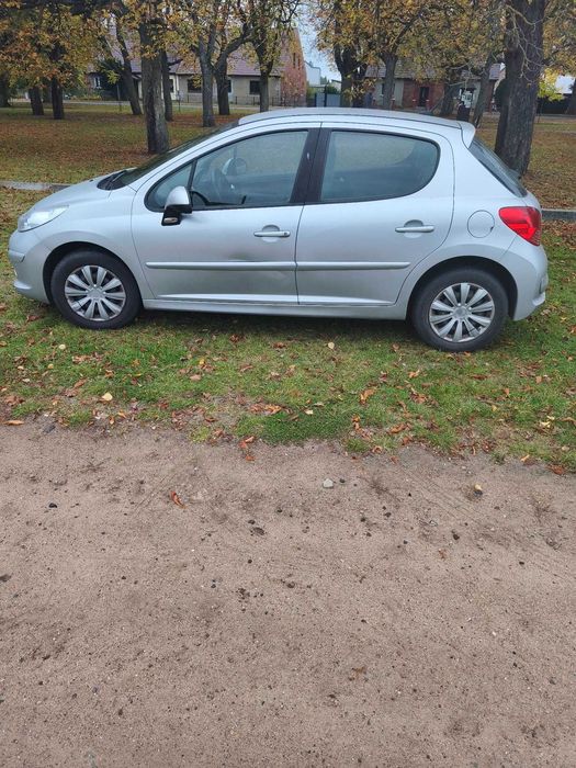 Peugeot 207