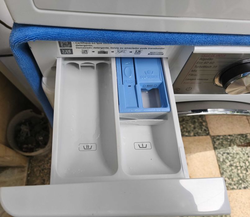 Máquina de Lavar Roupa LG  10.5 kg 1400 ( entrega )