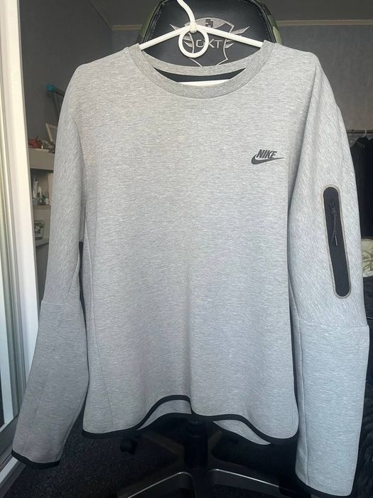 Кофта сіра nike M