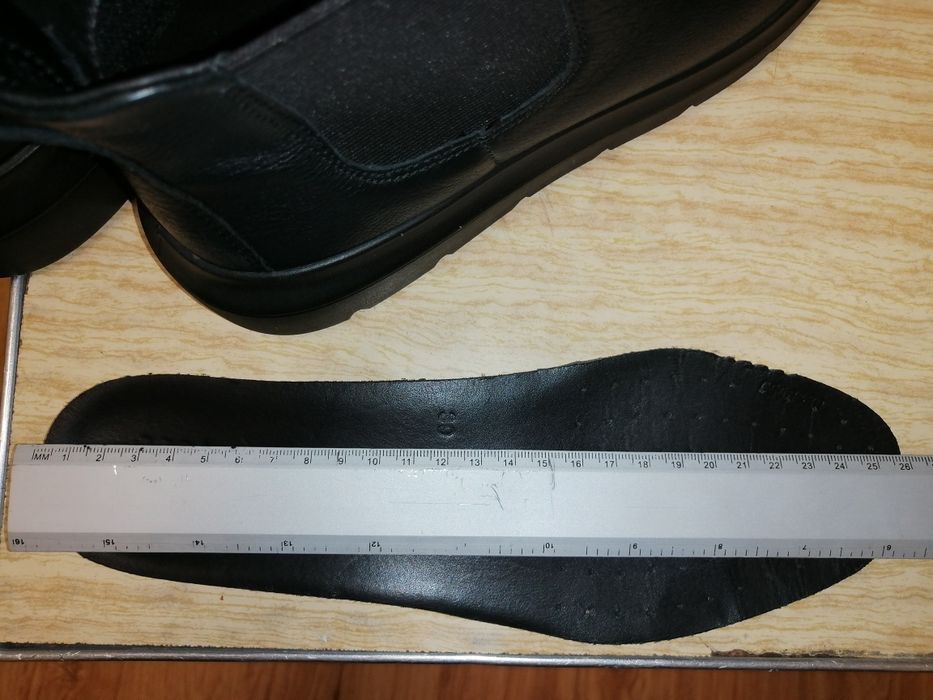 Жіночі ботинки Ecco.