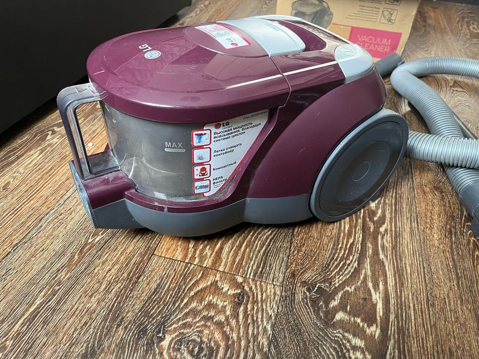 Пилесос lg мез мішковий в хорошому стані