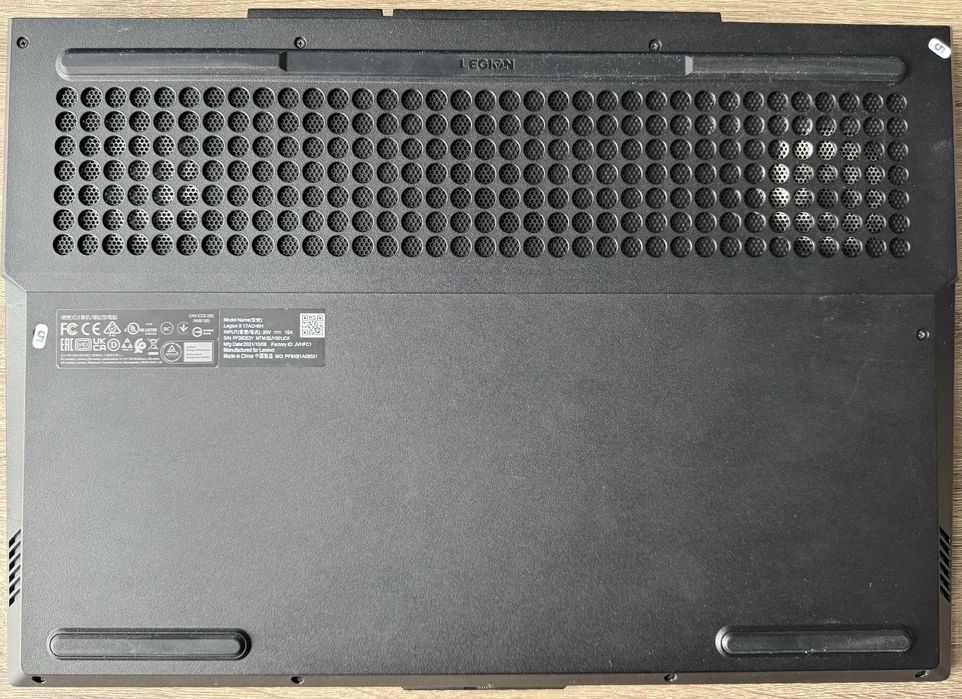 Ноутбук Lenovo 17.3" Legion 5 17ACH6H