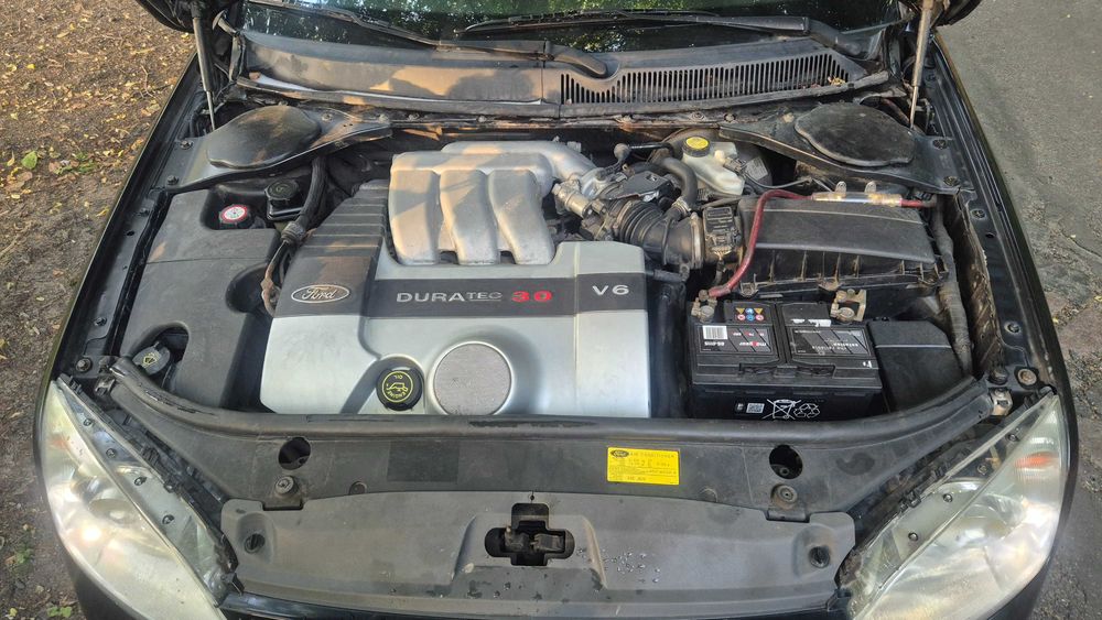 ford mondeo st220