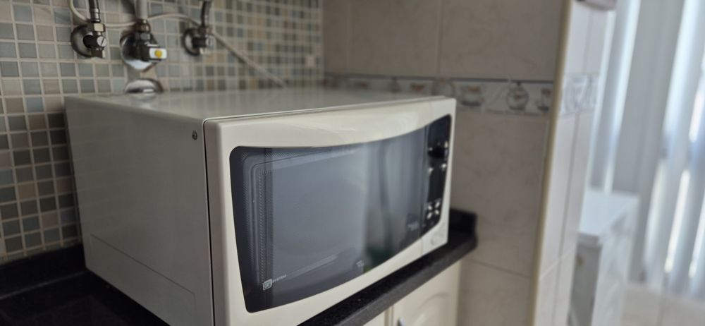 Microondas com grill da Whirlpool
