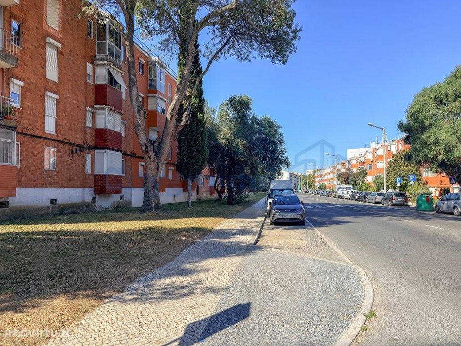 T2 totalmente remodelado e a estrear, com varanda | Olivais, Lisboa