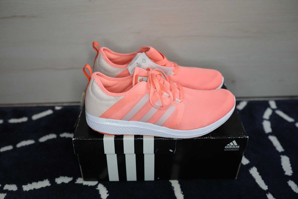 Buty Adidas CC Fresh Bounce W S74425 r.42.5