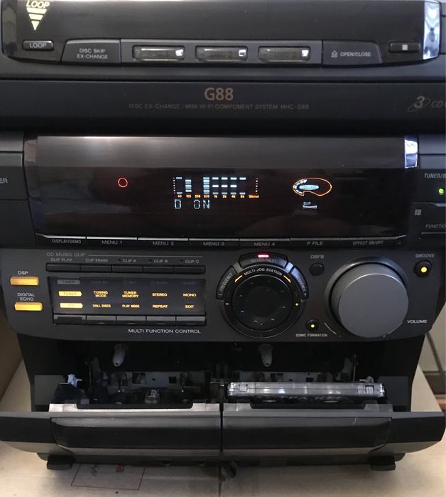 Музыкальный центр Sony mhc-G88 (голова)