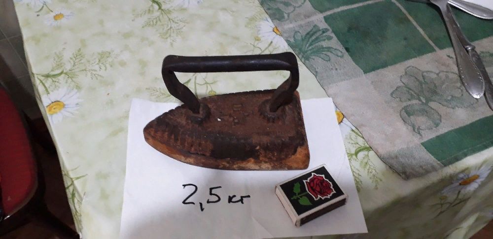 Утюг старинный,раритет