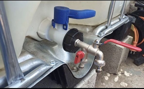 Double Faucet with IBC Adapter434730782268467201