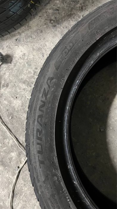 Комплект літньої гуми 215/50/18 Bridrestone