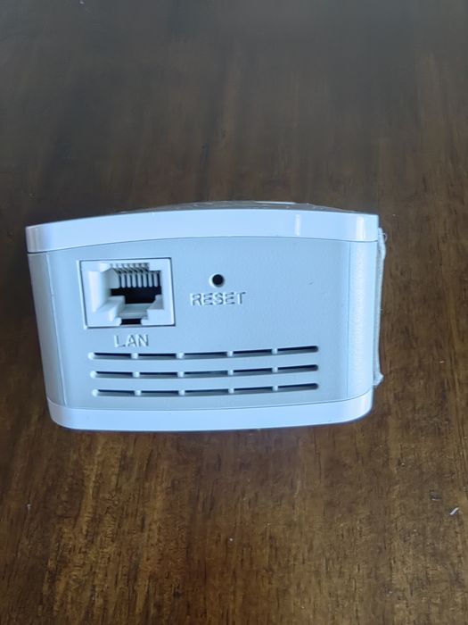 Підсилювач Wi-Fi, ретранслятор D-Link dap 1620.