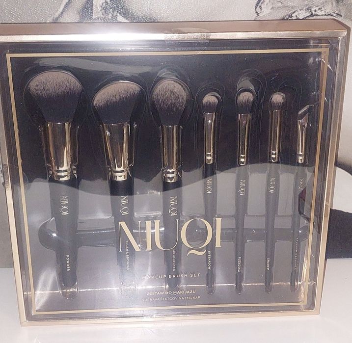 1zl wysyłka Zestaw 7szt ślicznych Pędzli do makijażu Glamour NOWE