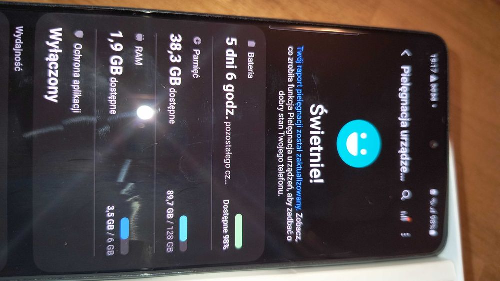 Telefon Samsung Galaxy A71 6 GB stan igła