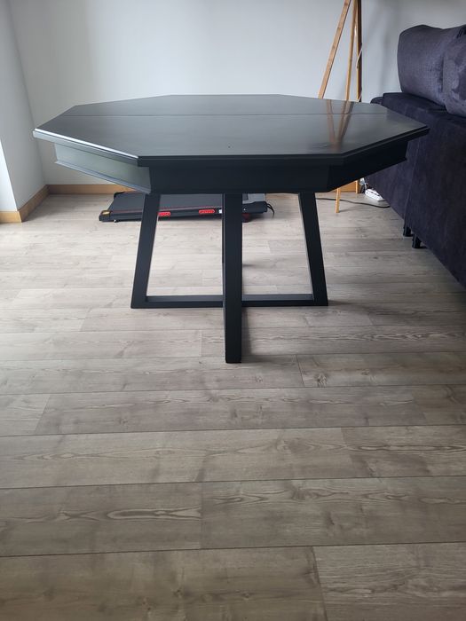 Mesa octogonal cerejeira