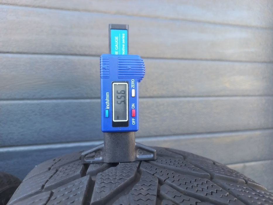 Opony zimowe Nexen 225/65/17 102T