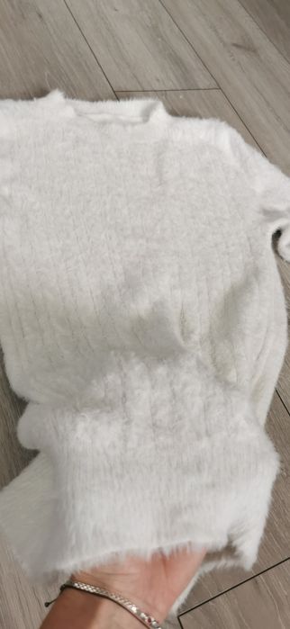 Sweter damski biały alpaczka M