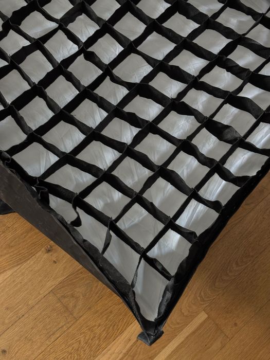 Softbox 80 x 120 z gridem, bowens