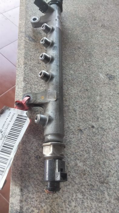 Régua injeção Audi A4 B8
