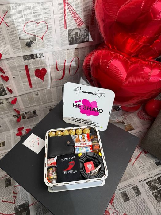 Преміум набір, подарунковий бокс з цукерками для дівчини