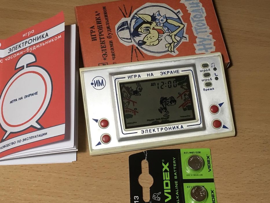 Игра электроника волк ловит яйца ну погоди