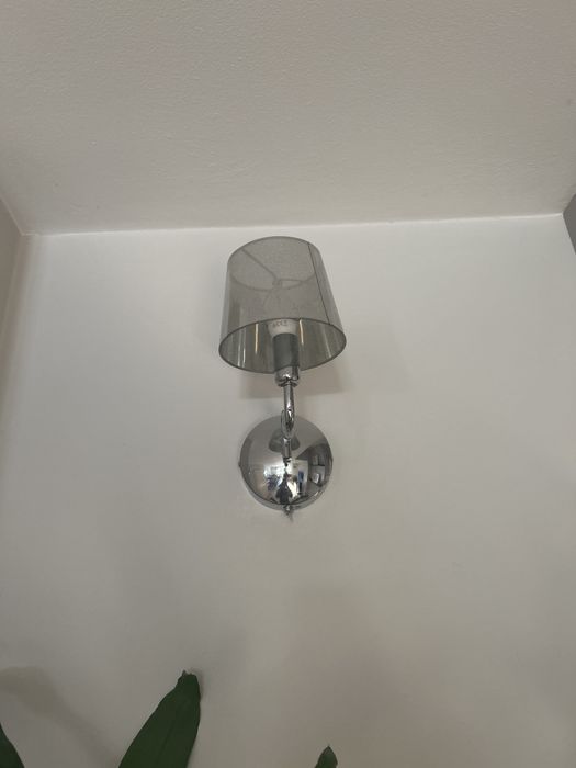 Kinkiety 2 sztuki , posiadam caly komplet mozna doczepic krysztalki