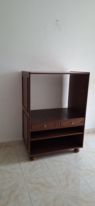 Móvel TV com gavetas