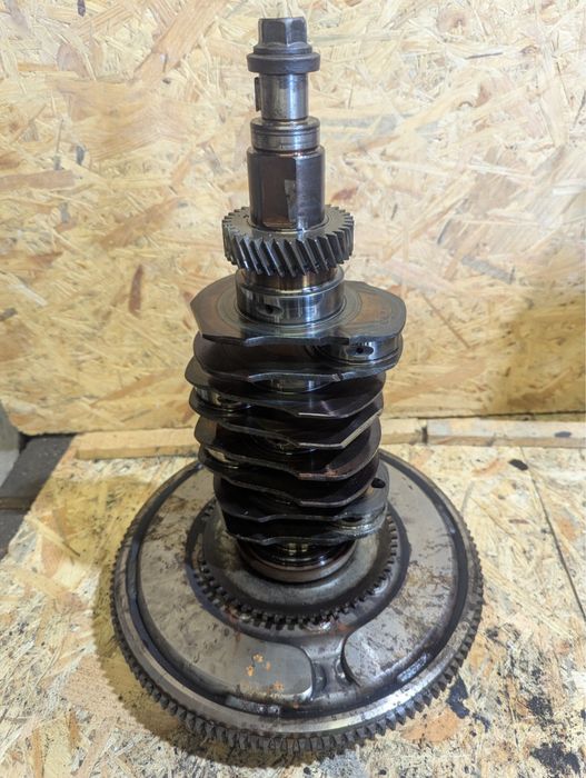 двигун subaru EE20 2.0 дизель запчастини мотор субару аутбег