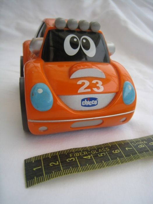 Carro de brincar da Chicco429701041320765443