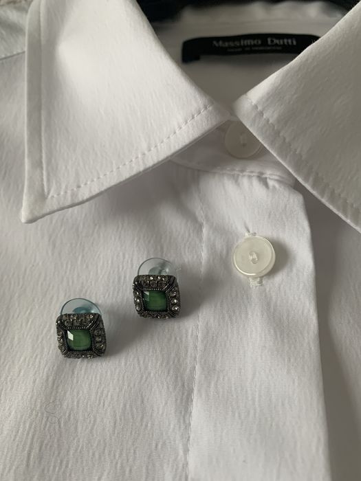 Сережки пусети зі смарагдом, імітація, біжутерія, нові