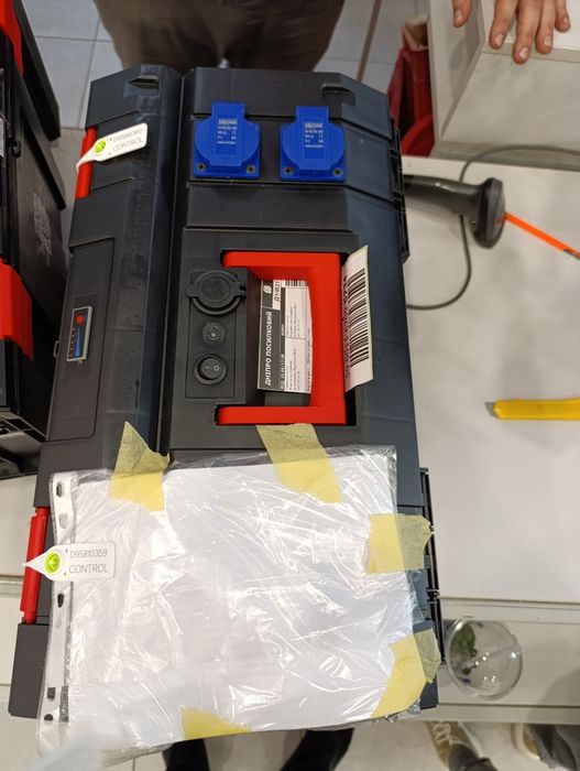 Зарядна станція 2000wh